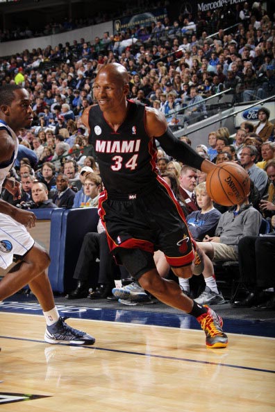 速将球递给 速将球递给