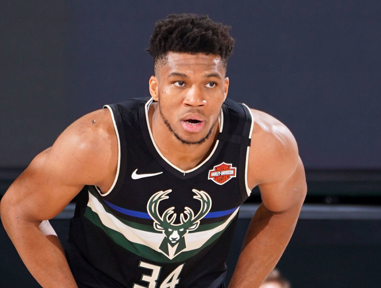 46分+30分+38分！亚历山大、班凯罗、东契奇高光，多队胜负已定